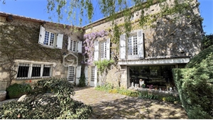 propriete à la vente -   79410  ECHIRE, surface 300 m2 vente propriete - UBI467222954